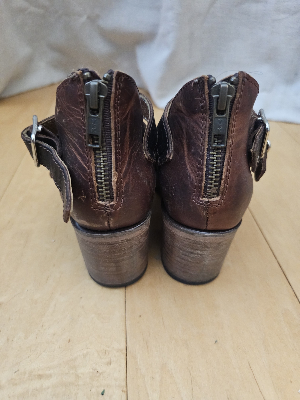 Freebird by Steven Dawson Booties Brown Distressed Leather Triple Buckle Boots - Picture 6 of 12
